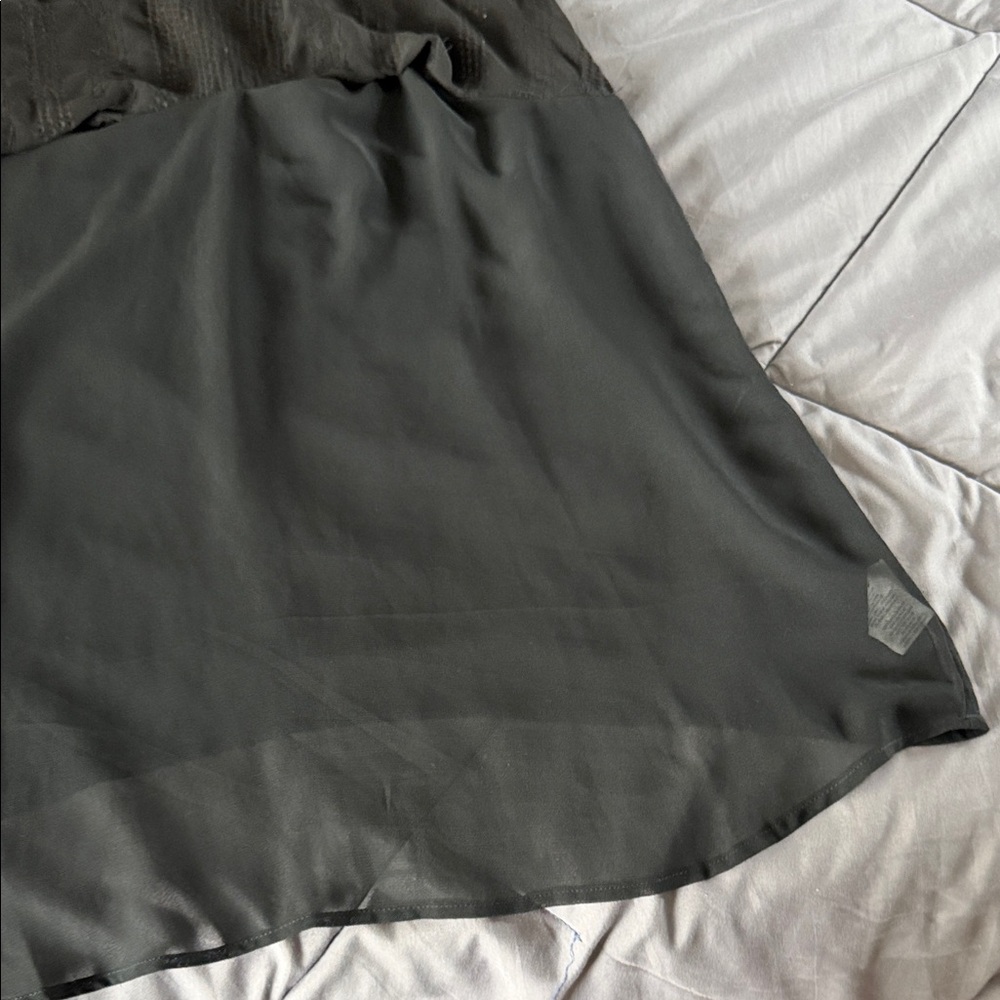 Lane Bryant Black and Silver Embellished Tank Top size 16 - Picture 6 of 6